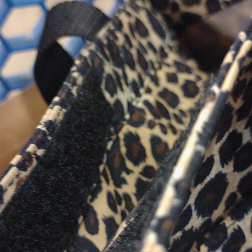 Leopard canvas print - Picture 4 of 4